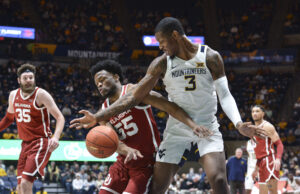 West Virginia's defense in question on the road against efficient Oklahoma